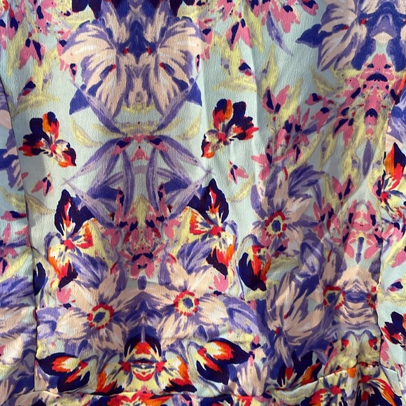 BN, unworn Olive and Oak Top. M - Picture 3 of 4